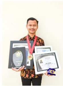 Mahasiswa Indonesia Raih Medali Emas Di Tujuh Benua Dengan Inovasi Kopi Kulit Mangga