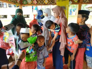 Gandeng Berbagai Pihak, Jurnalis Filantropi Indonesia Peduli Muallaf Baduy di Lembah Barokah Ciboleger