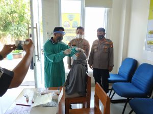 Polsek Cikarang Utara Sisir Dan Sweb Warga Balik Mudik Dari Kampung Halaman