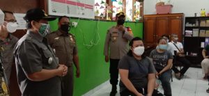 Dua Ratus Warga Meadowgreen Cikarang Di Vaksin
