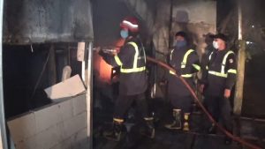 Gudang Majun Ludes Terbakar Tiga Unit Pemadam Kebakaran Di Kerahkan