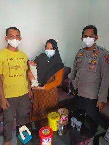 Bayi Berjenis Kelamin Perempuan Ditemukan Warga Di Kolong Jembatan Tol CBL