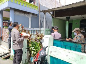 Warga Terpapar dan Terdampak Pandemi Covid 19 Dapatkan Bantuan Sembako