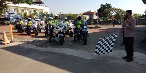 Polres Metro Bekasi Melepas Tim Patroli Vaksin Berani Satuan Lalu Lintas