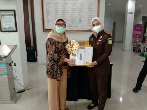 Bantuan 4 Unit Oxygen Concentrator Di Dapatkan RSUD Cibitung Dari Kejari Kab Bekasi