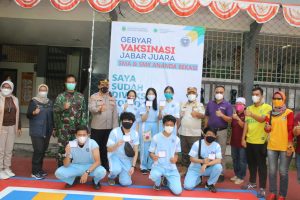 Walikota Bekasi Tinjau Vaksinasi Jenis Pfizer Yang Tersebar Di Beberapa Titik Kelurahan