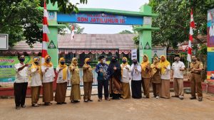 Pantau Pelaksanaan PTM di Bekasi Wakil Rakyat Sambangi Sekolah Tempat Masa Kecilnya