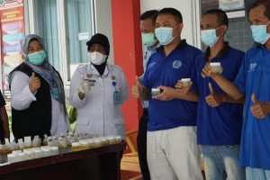 Kuatkan P4GN Lapas Kelas IIA Cikarang Lakukan Tes Urine Pada Pegawai Dan Warga Binaan