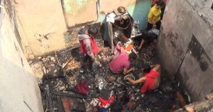 Dua Rumah Kontrakan Ludes Terbakar Nenek Tua Selamat