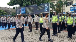 Satlantas Polres Metro Bekasi Bersama Petugas Gabungan Apel Operasi Zebra 2021