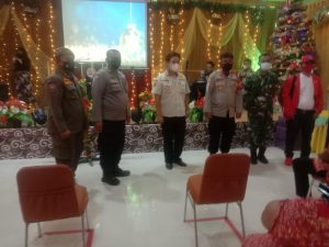 Jelang Malam Natal Polsek Cikbar Lakukan Pengecekan Keamanan Di Beberapa Gereja