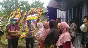 Launching Plan Gedung Baru PT Witan Presisi Indonesia Berikan Bantuan Minyak Goreng Pada Warga