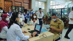 Plt Walikota Bekasi Laporkan SPT Tahunan PPH OP Tahun 2021