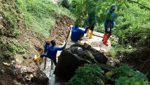 Lapas Cikarang Lakukan Bhakti Sosial Perbaiki Saluran Pembuangan Air Yang Tergerus Banjir