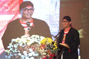 Berpakaian Reog Ponorogo, Slog Polri Siap Mendukung Pemulihan Ekonomi Nasional