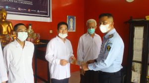 Lapas Kelas IIA Cikarang Berikan Remisi Khusus Waisak Tahun 2022 Pada 5 Warga Binaan