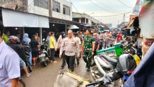 Jaga Kesetabilan Harga Minyak Goreng Pasar Tambun Di Sidak