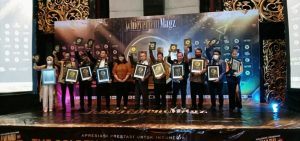 Majalah Indonesian Achievement Magazine Berikan Perhargaan Golden Busssines And Company Award 2022 Pada PT. Witan Presisi Indonesia
