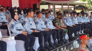 Kalapas Kelas IIA Cikarang Hadiri Upacara PPFM dan Disiplin Petugas Permasyarakatan Jawa barat