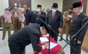 PJ Bupati Bekasi Bongkar Pasang Lima Jabatan JPT Setelah Rekomendasi Mendagri Turun
