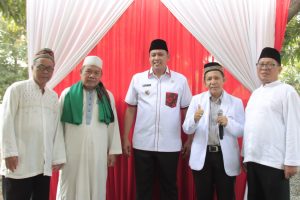PLT Walikota Bekasi Lakukan Peletakan Batu Pertama Mushola Ar Arahman Perwira