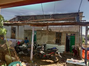Puting Beliung Terjang Kecamatan Muara Gembong Tiga Rumah Warga Rusak Parah