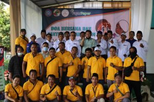 FajarPaper Serahkan Bantuan Pada Desa Harjamekar Dan Panti Asuhan