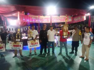 Topeng Bekasi Meriahkan Malam Puncak HUT RI ke-77 Untuk Warga Desa Ciantra