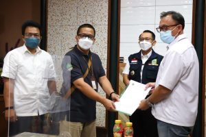 Pemkab Bekasi bersama DLH Jabar Beri Sanksi Perusahaan Keramik yang Cemari Lingkungan