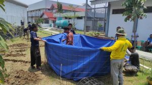 Warga Binaan Lapas Kelas IIA Cikarang Pelatihan Ikan lele dengan kolam Bioflog