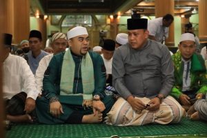Plt Walikota Bekasi Hadiri Maulid Nabi Muhamad Di Masjid Al Barkah