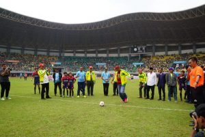 Laga Perdana Sepak Bola U10 Forsgi Di Buka PLT Walikota Bekasi
