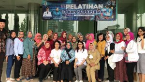 Dorong Perempuan Berdaya, TP PKK Gelar Pelatihan IT dan Marcetplace