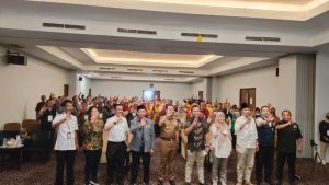 Masyarakat dan Dunia Usaha Diminta Peduli Penanganan Sampah