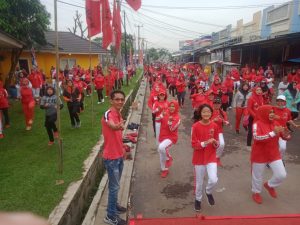 Lakukan Senam Bersama,Wakil Ketua DPRD kabupaten Bekasi Soleman Lakukan Donasi Untuk Korban Cianjur