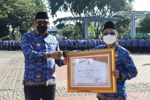 Peringatan HUT KORPRI Ke 51 Tahun, Plt. Wali Kota Bekasi Tegaskan Pegawai KORPRI Harus Melayani, Berkontribusi dan Berinovasi