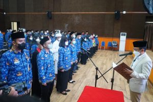 Lantik 263 PNS,Pj Bupati Bekasi Berikan Tips Sukses