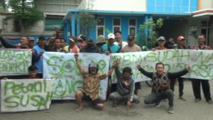 Diduga Dimonopoli Akibatkan Solar Langka, Puluhan Petani Kab Bekasi Gelar Aksi Protes Di SPBU
