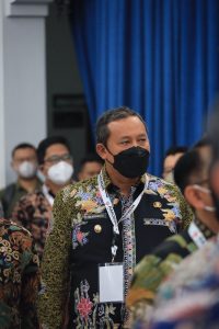 PERINGATAN HARI ANTI KORUPSI DILAKSANAKAN DI GEDUNG SATE, PLT WALI KOTA BEKASI HADIR DENGAN JAJARAN PEJABAT