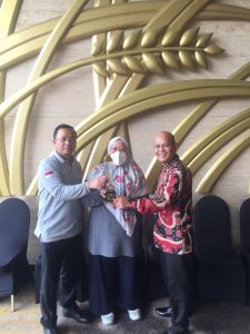 Sekda Kota Bekasi terima Penghargaan Beauty Contest Kompetitif Pembangunan Jabar