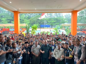 Gruduk Kantor Bupati Dan BPBD Kab Bekasi Gmbi Ajak Bersinergi