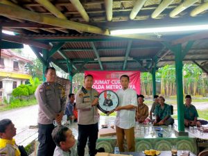 Kapolsek Cikarang Pusat Dengar Curhatan Warga Hegar Mukti