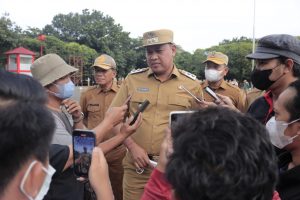 Tri Adhianto Pimpin Apel Pagi, Himbau Seluruh Aparatur Sosialisasikan Program-Program Pemerintah Kota Bekasi