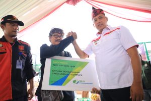 Hadiri Bazaar Pelayanan Publik dan UMKM di Pekayon Jaya, Tri Adhianto: “Semua Wilayah Harus Gelar Acara Serupa