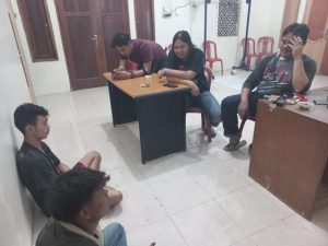 Lakukan Patroli Mobile Sat Intelkam Polres Metro Bekasi Amankan Tiga Pemuda