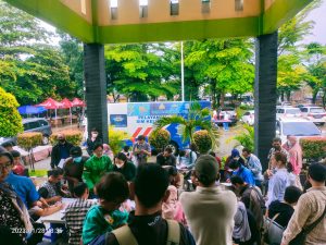 Pelayanan Ekstra, Manjakan Layanan Kecamatan Bekasi Barat Jadi Tambahan Pelayanan Untuk Warga.