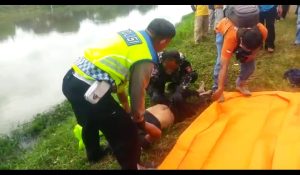 Warga Di Gemparkan Temukan mayat Di duga Korban Membunuhan