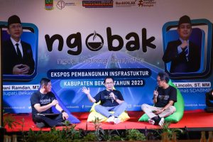 Jalin Sinergi dengan Komunitas Medsos, Diskominfosantik Gelar Ngobak