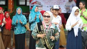 Kunjungi Sekolah, Bunda Literasi Kota Bekasi Ajak Siswa Gali Potensi dan Stop Bullying