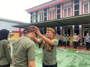 Lestarikan Budaya dan Kearifan Lokal, Lapas Kelas IIA Cikarang Canangkan Gunakan Pakaian Adat Sunda